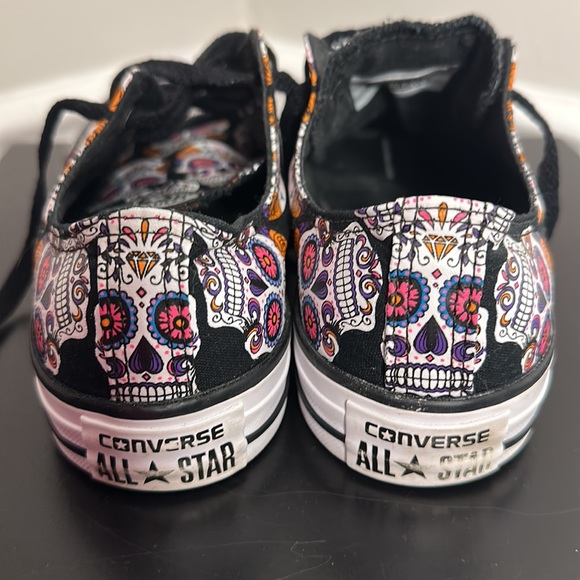 Converse Chuck Taylor All Stars, Black with skull print - Picture 5 of 8